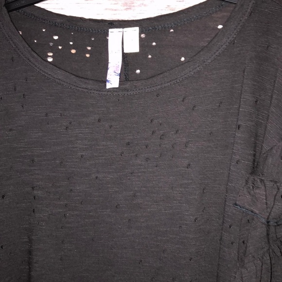 Alya ruffle sleeve shirt - Picture 3 of 6